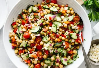 Mediterranean Chickpea Salad
